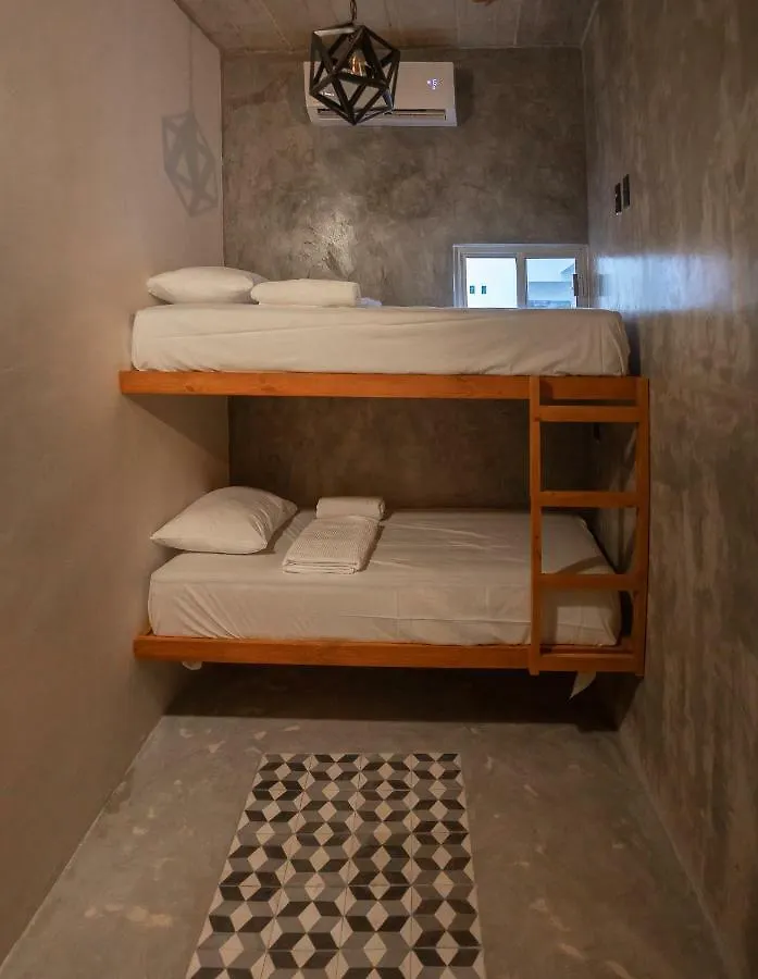 Vida Mia Hostel Cancun